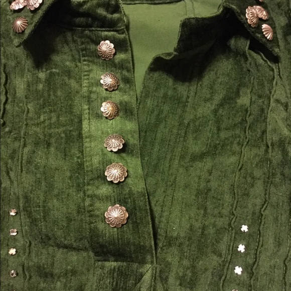 Top - Picture 2 of 6